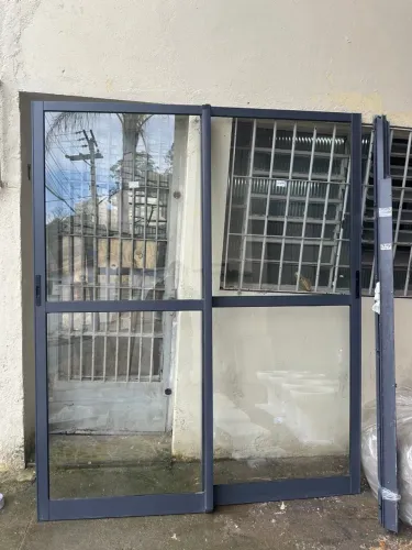 Porta balcão linha Gold premium cinza