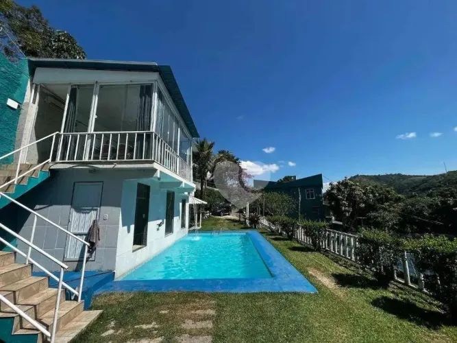 Sítio próximo ao Castelo de Itaipava