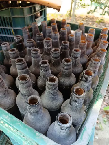 Decoração Vintage - Garrafas Antigas