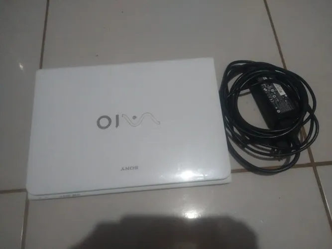 Notebook branco Sony Vaio