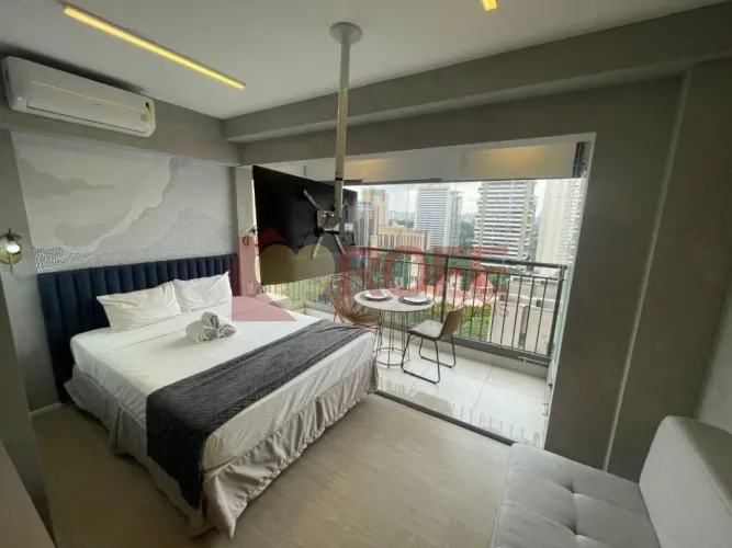 Studio a venda de 25m2, 100% mobiliado, com Lazer Completo, ao lado do Metrô Moema, e fora