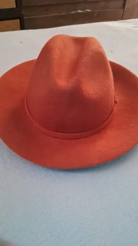 Chapéu feminino Zara 