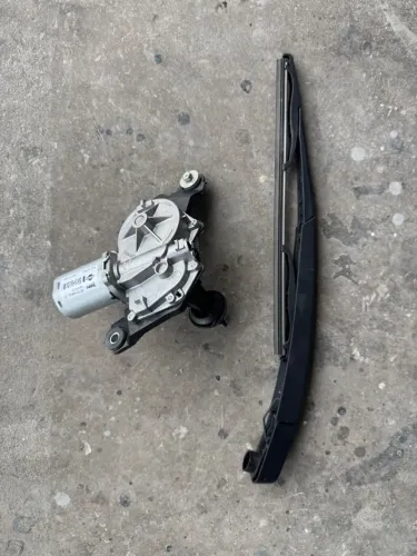 Motor Limpador Traseiro Nissan Kicks 2021/2024 W000083629 (Usado)