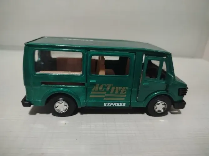Miniatura Van Mercedes-benz G.f. 1/43