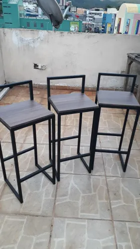 Banqueta em aço novas