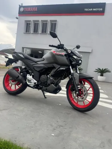 FZ15 CONNECTED - QUEIMA DE ESTOQUE!