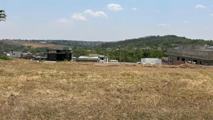 Lote Jardins Porto - Lote com 300,00m² - valor R$ 270.000,00  Qd K  Quitado e Registrado  