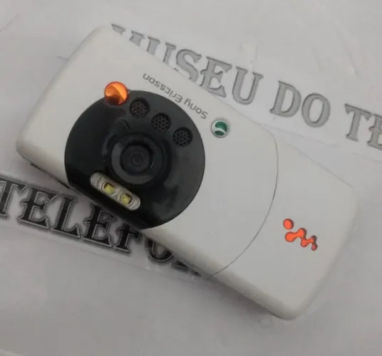 SONY ERICSSON w810 celular antigo RELIQUIA único walkman 