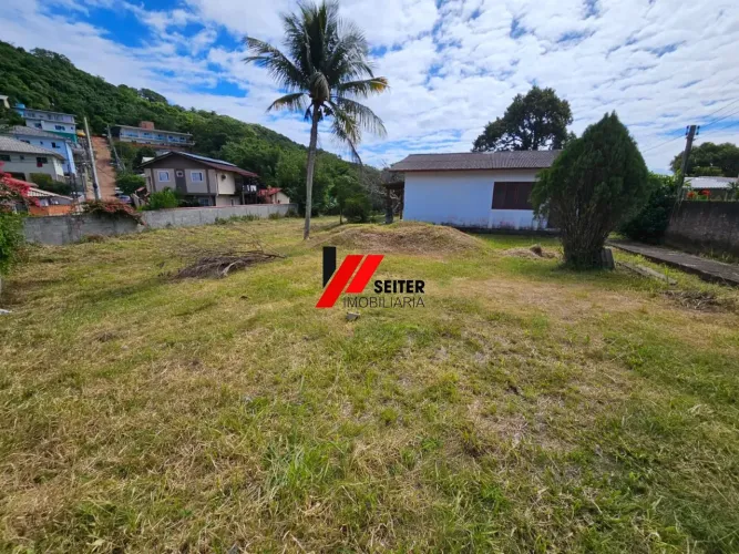 Terreno a venda no norte da Ilha de Florianópolis