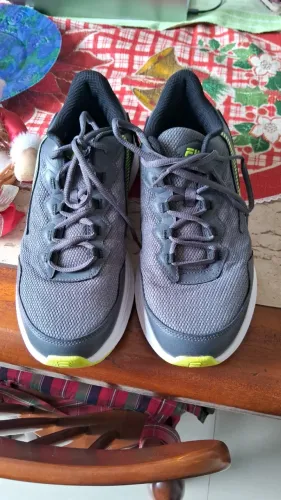 Tênis Fila masculino Tam.40