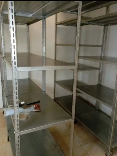 Estantes reforçadas 