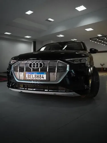 AUDI ETRON PERFORMANCE BLACK ELÉTRICO 2020 BLINDADA