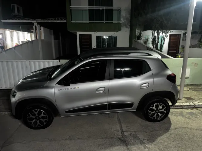 Renault Kwid Outsider 1.0 Flex 12V 5P Mec. 2023