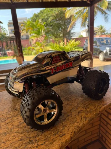 Traxxas T-Maxx - Monster Truck RC