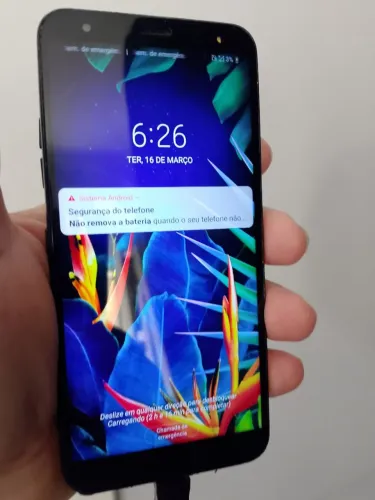  LG k12+ plus tudo funcionando perfeitamente sem tela trincada 