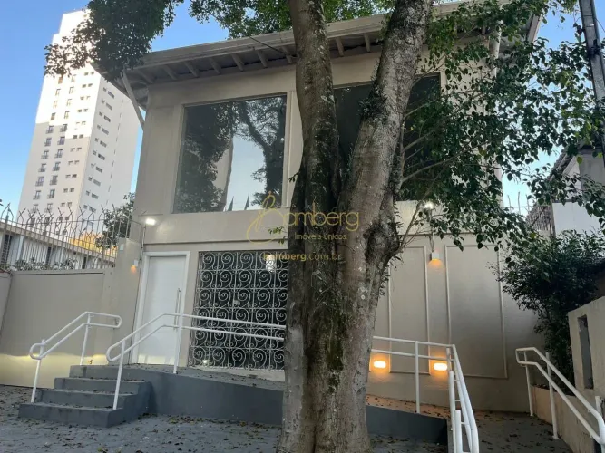 Casa Comercial para Venda ou Locação no Alto da Boa Vista