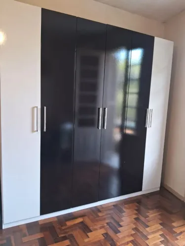 Guarda Roupa 6 portas