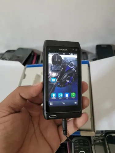 Nokia N8 Black com Caixa e Acessórios - Relíquia para Colecionadores