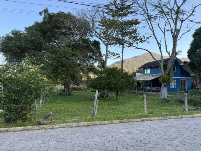 Terreno à venda no Siriú - Garopaba/SC | A apenas 400m da praia!