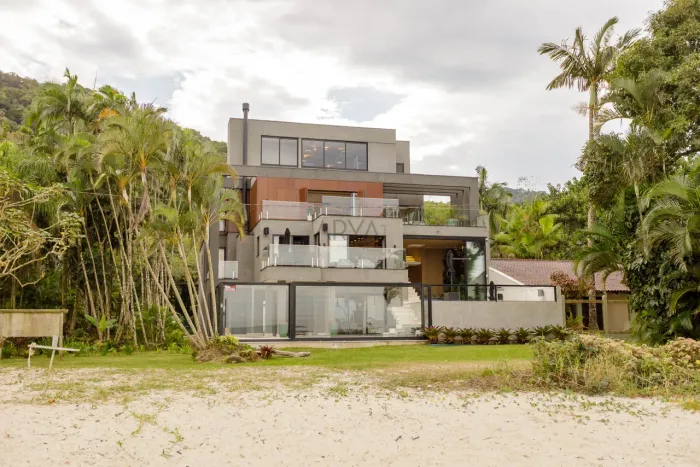 Casa à venda em Caiobá ARYA1