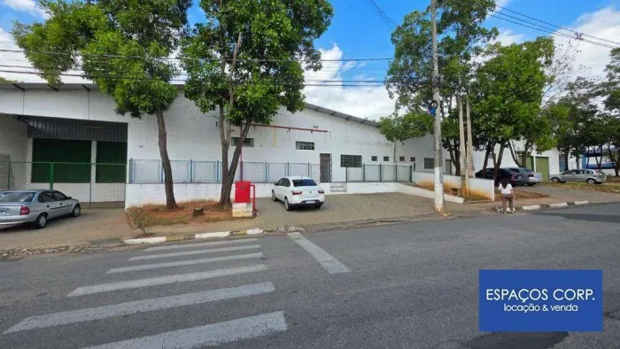 Galpão logístico/industrial para alugar, 1000m² por R$ 14.980/mês - Zona Industrial - Iper