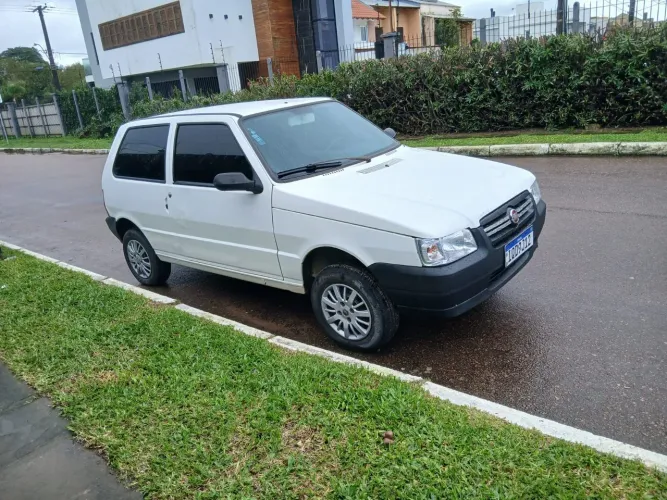 Fiat Uno Mille 1.0 Fire/ F.flex/ Economy 4P 2010