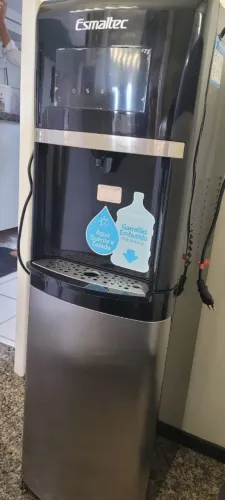 Bebedouro de Água Esmaltec Gelada Quente e Natural com Compressor EGCQF Inox 220V