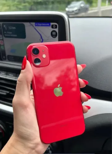 iPhone 11 vermelho 