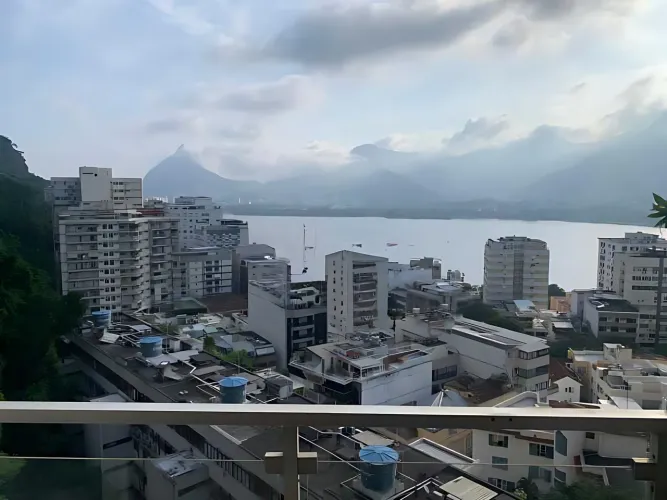 Apartamento - Padrão / Residencial / Lagoa