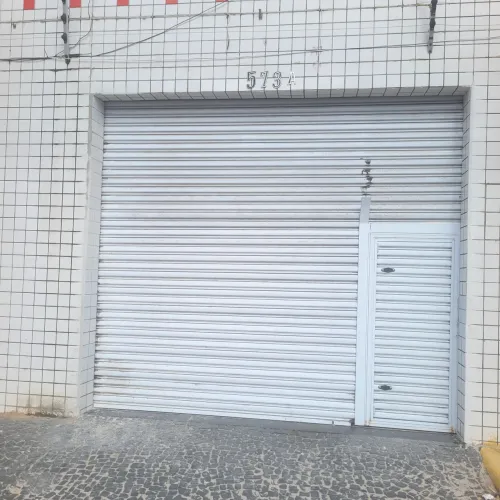 Galpão Com excelente estrutura Portão Automático 