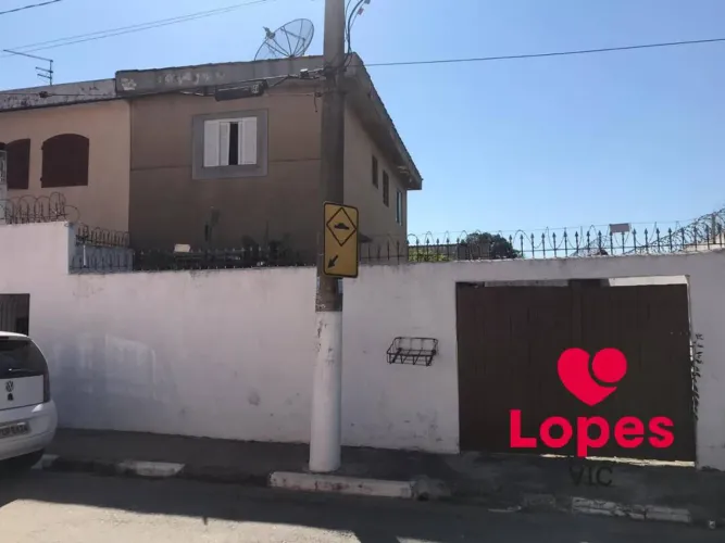 Sobrado á venda Vila Perreli - Poá - SP