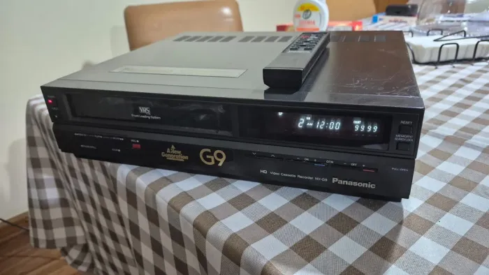 Videocassete Panasonic NV-G9BR com controle