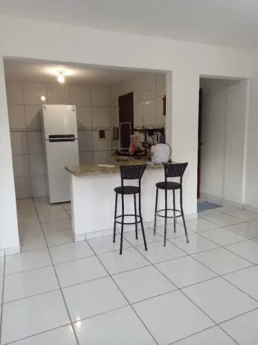Alugo apto 2qtos, no Maranhão Novo.
