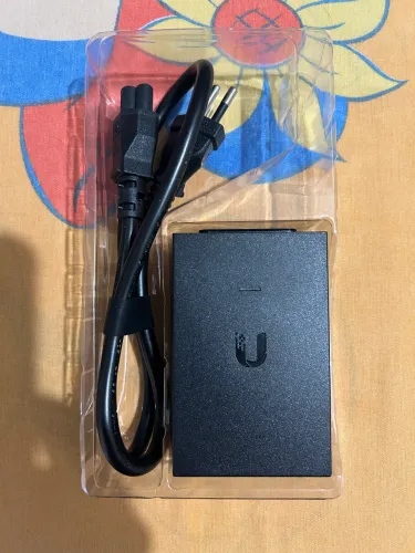 Adaptador POE Ubiquiti 48v (0.5A)
