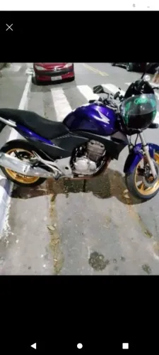 Cb 300 roxa com rodas douradas 