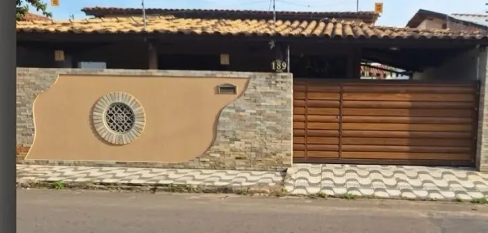 ? CASA DE ALTO PADRÃO ERNANI SÁTIRO