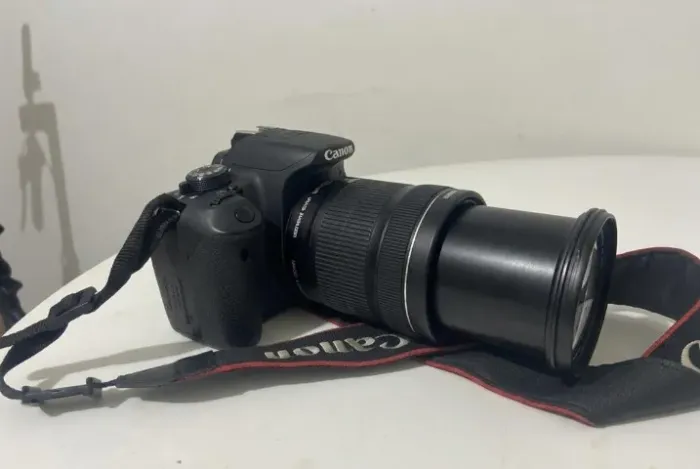 Câmera Fotográfica Cânon T5i 