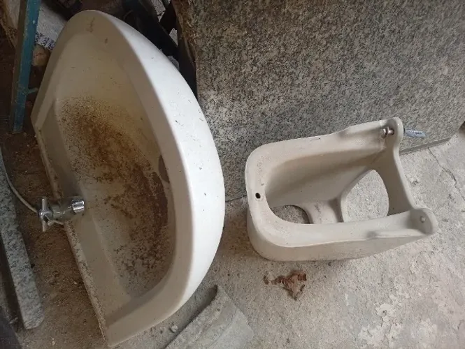 Lavatório de coluna