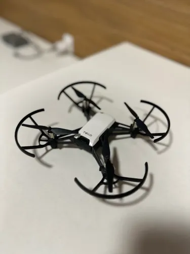 DRONE DJI TELLO