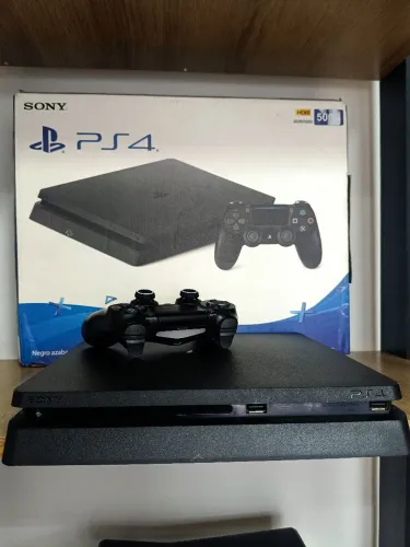 Ps4 slim impecável único dono 3 meses garantia 1TB de armazenamento