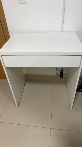 Escrivaninha para estudos
