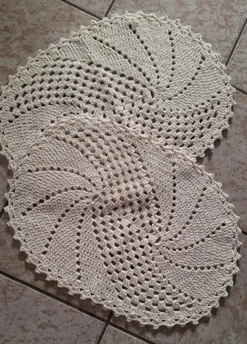 Tapete de porta por 20,00 reais cada um 