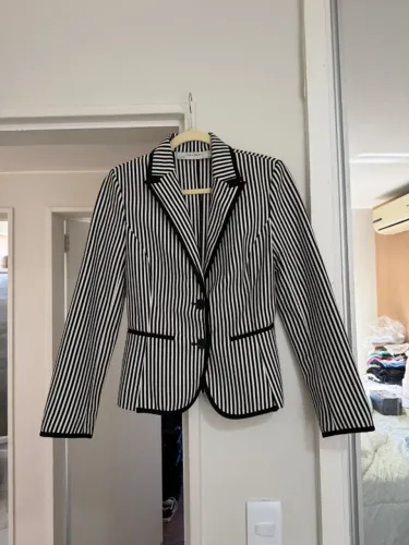 Jaqueta Blazer listrada Zara