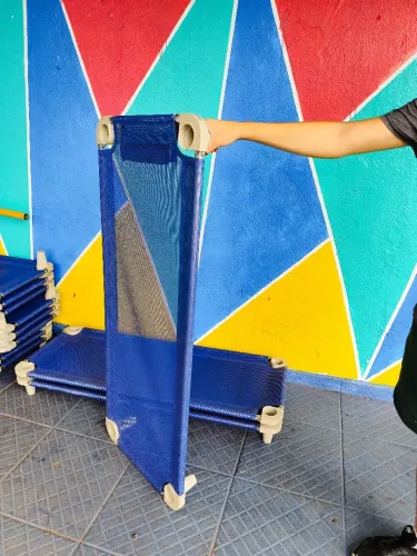 Camas de empilhar montessorianas 