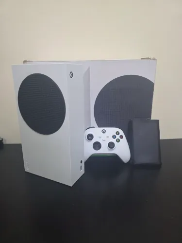 Xbox Séries S + HD externo 500GB