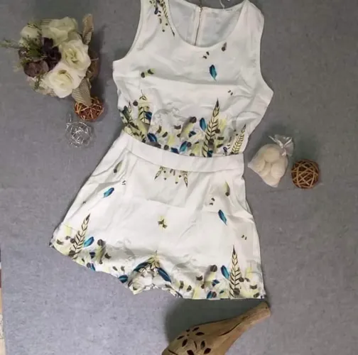 Macaquinho Branco Floral P