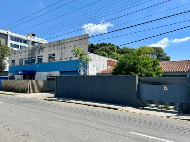 Galpão Comercial à Venda ou Terreno para Investimento e Desenvolvimento Imobiliário - Parq