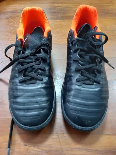 Chuteira Nike Tiempo Legend 7 Society BR 38
