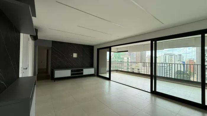 APARTAMENTO À VENDA NA VILA MARIANA, 3 SUÍTES. 2 VAGAS DE GARAGEM.