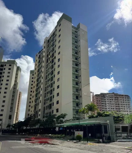 Apartamento Condomínio Repleto no Bairro Luzia, 2/4 sendo um suíte